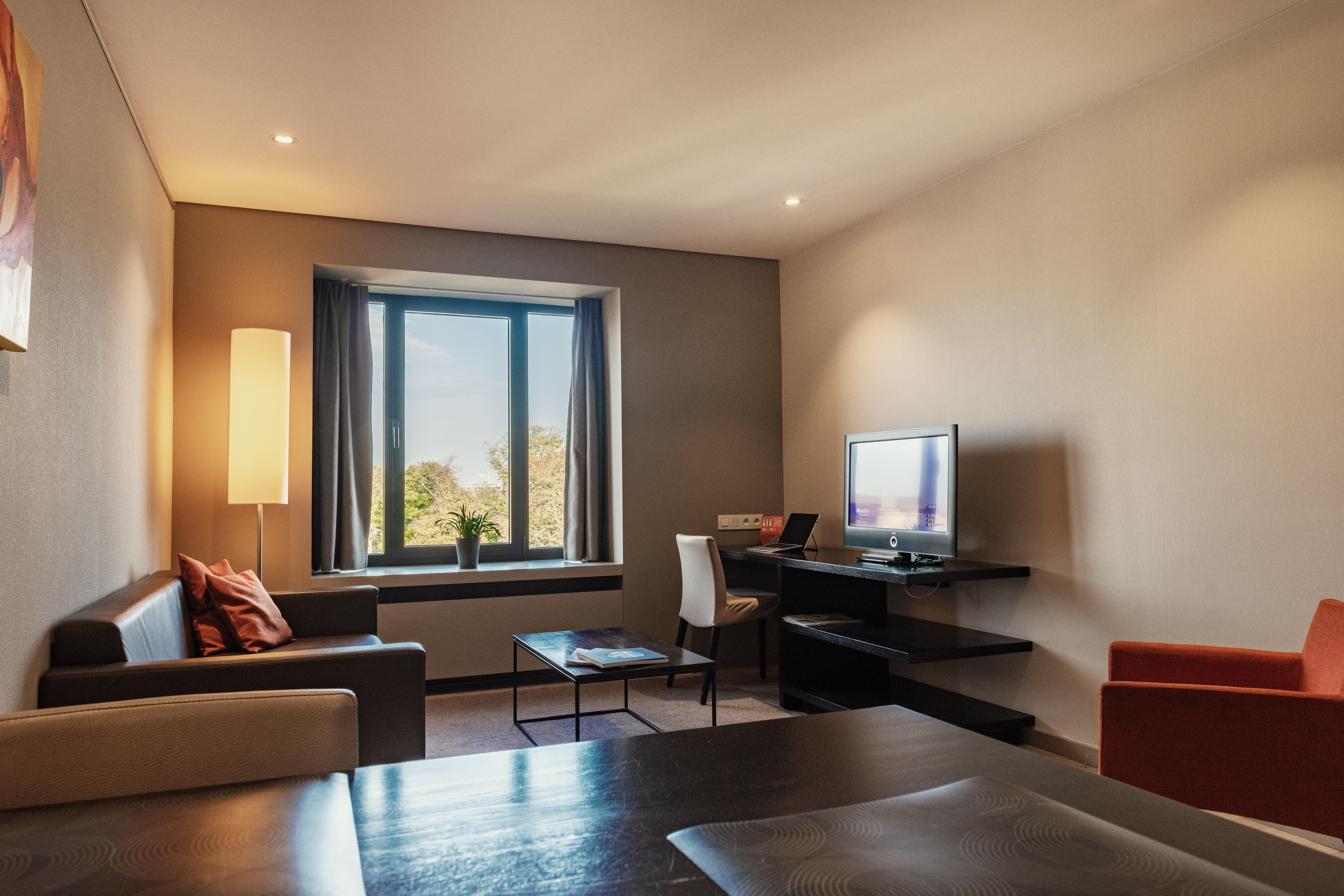 Castelnou Aparthotel Ghent Exterior photo
