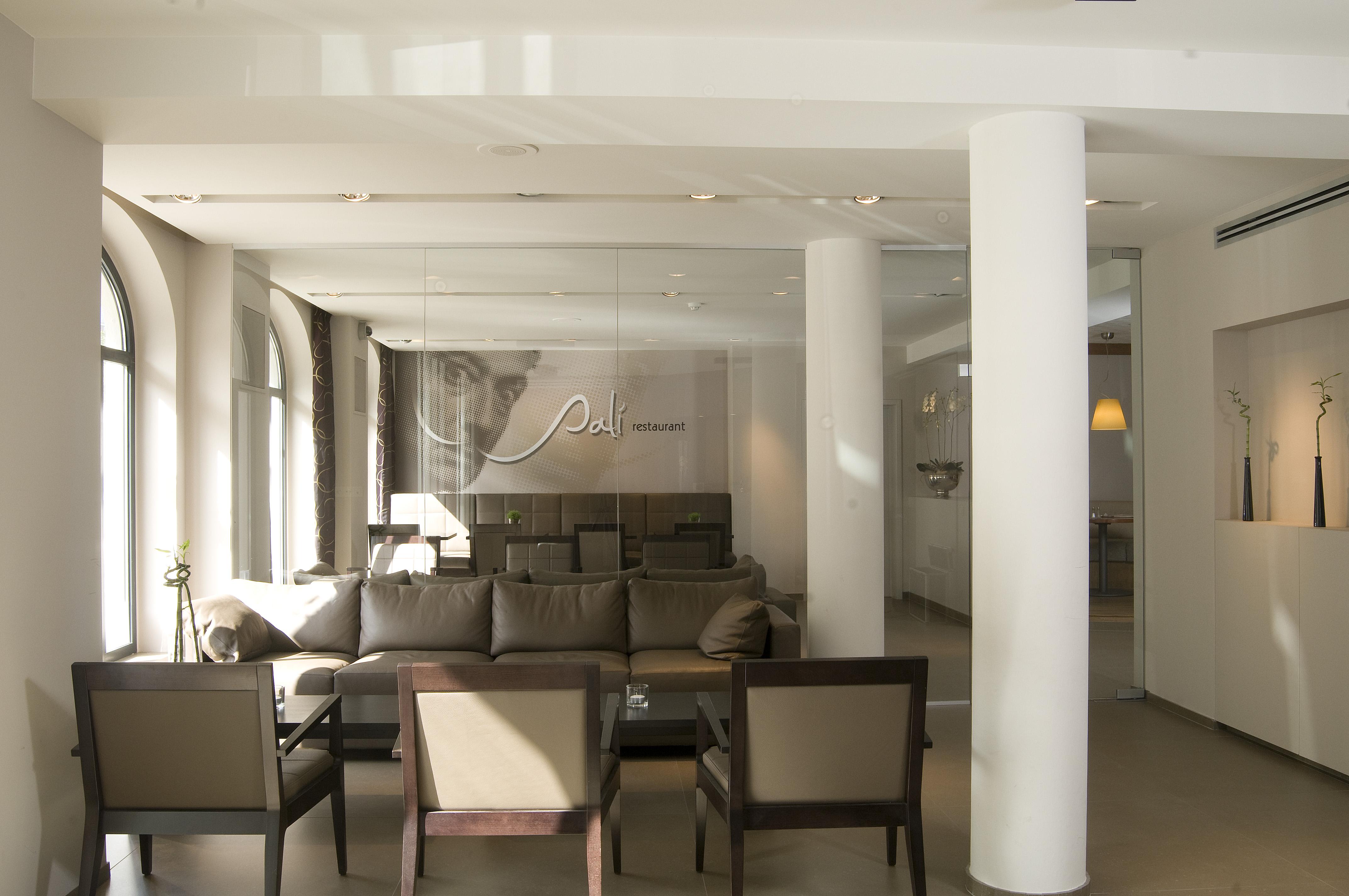 Castelnou Aparthotel Ghent Exterior photo